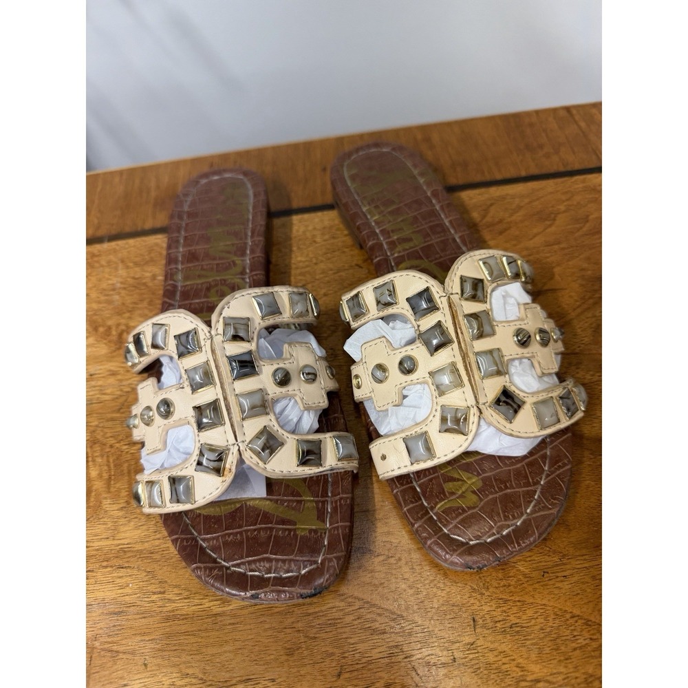 Sam Edelman Women's Size 9 M Bay 14‎ Bright White Leather Studded Flat Sandals